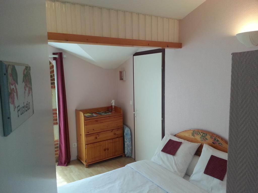 Chambres D'Hotes Au Grillon Dort Moustey Pokoj fotografie