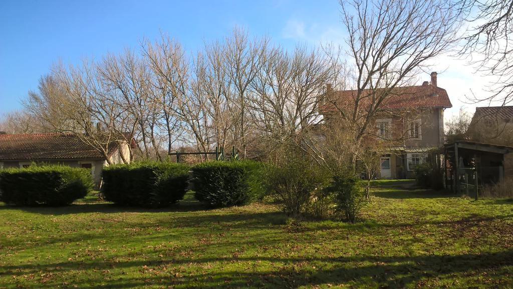 Chambres D'Hotes Au Grillon Dort Moustey Exteriér fotografie